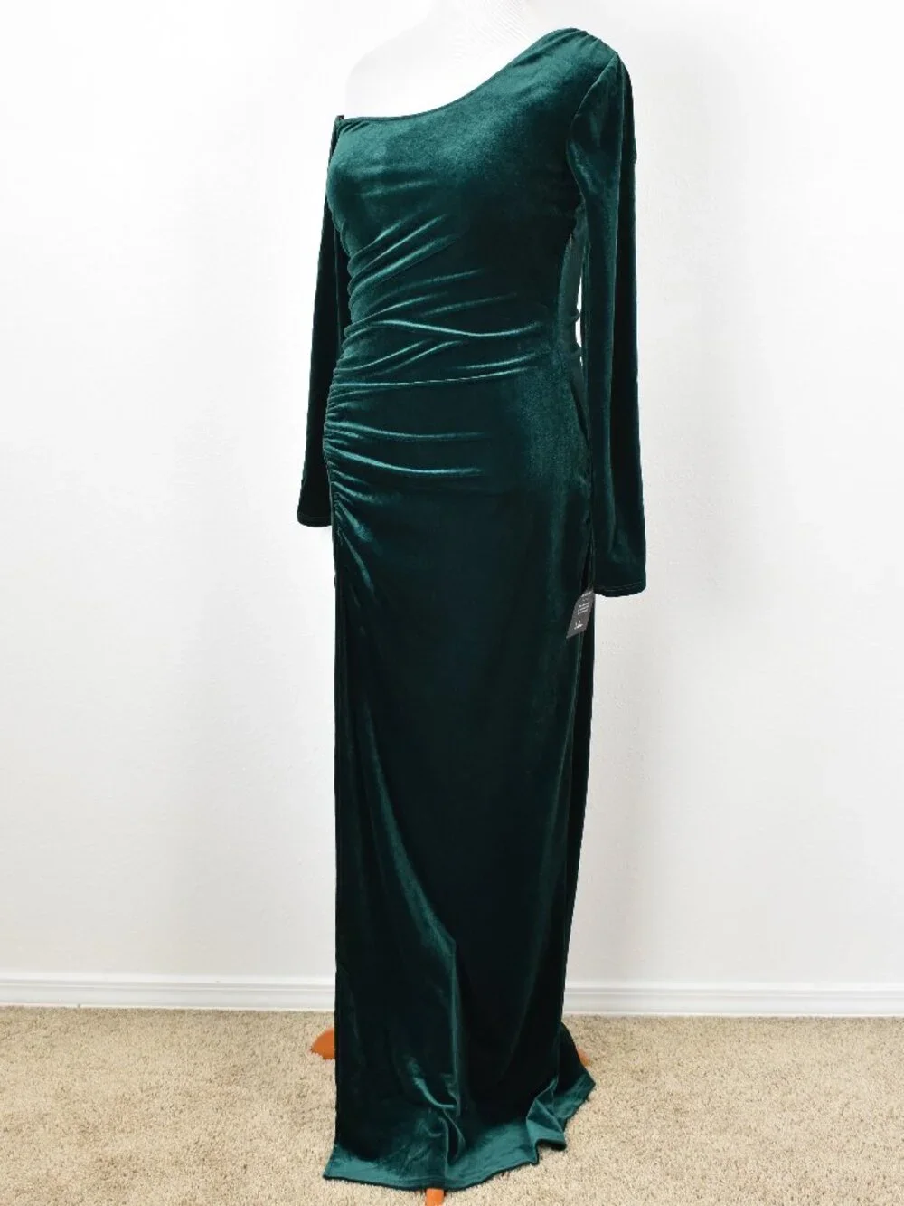 Lulu's Notorious Icon Emerald Green Velvet Asymmetrical Maxi Dress NEW - L - Picture 4 of 10